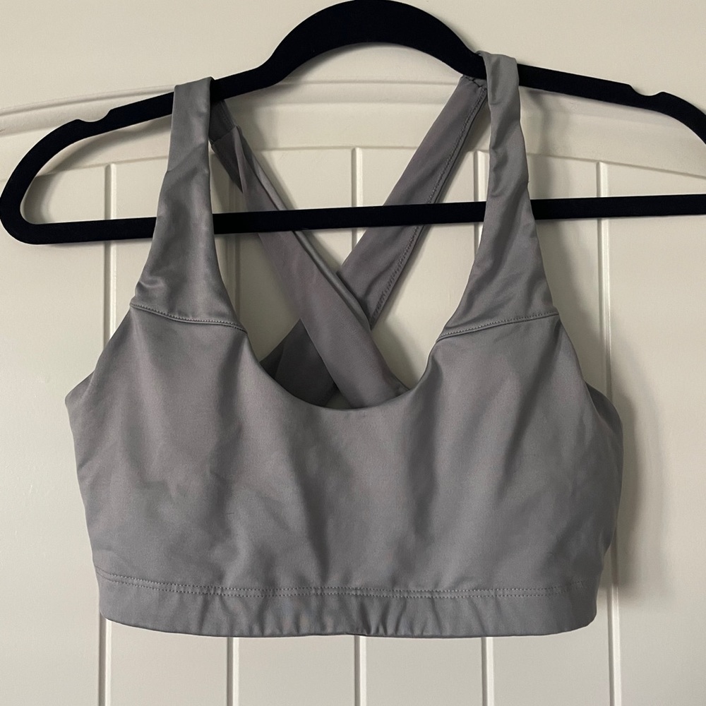 SOLD Women’s Victoria’s Secret Sports Bra Size M